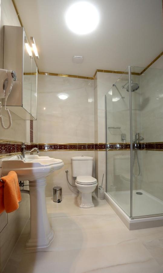 Spa Hotel Purkyne การ์โลวีวารี ภายนอก รูปภาพ